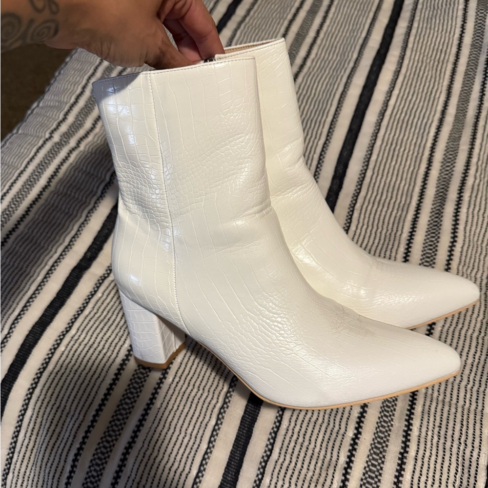 Elegant White Croc-Embossed Ankle Boots